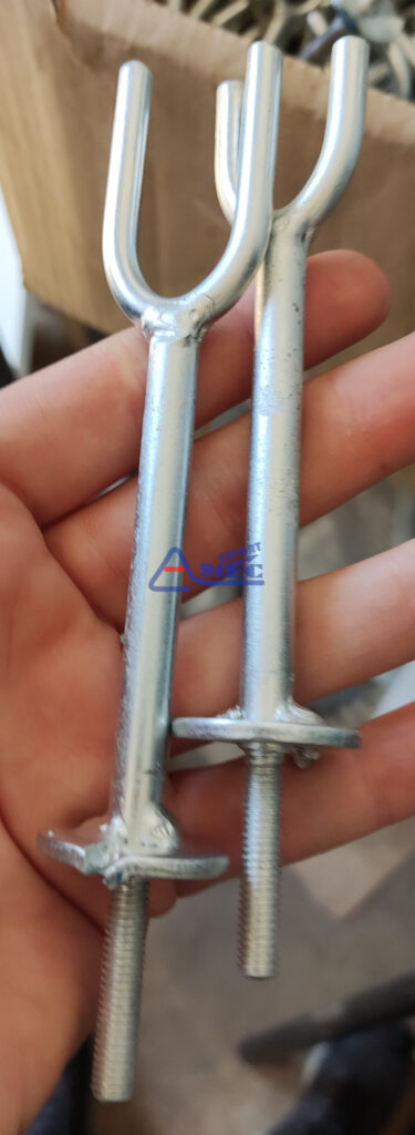 fourchettes de maintient cables